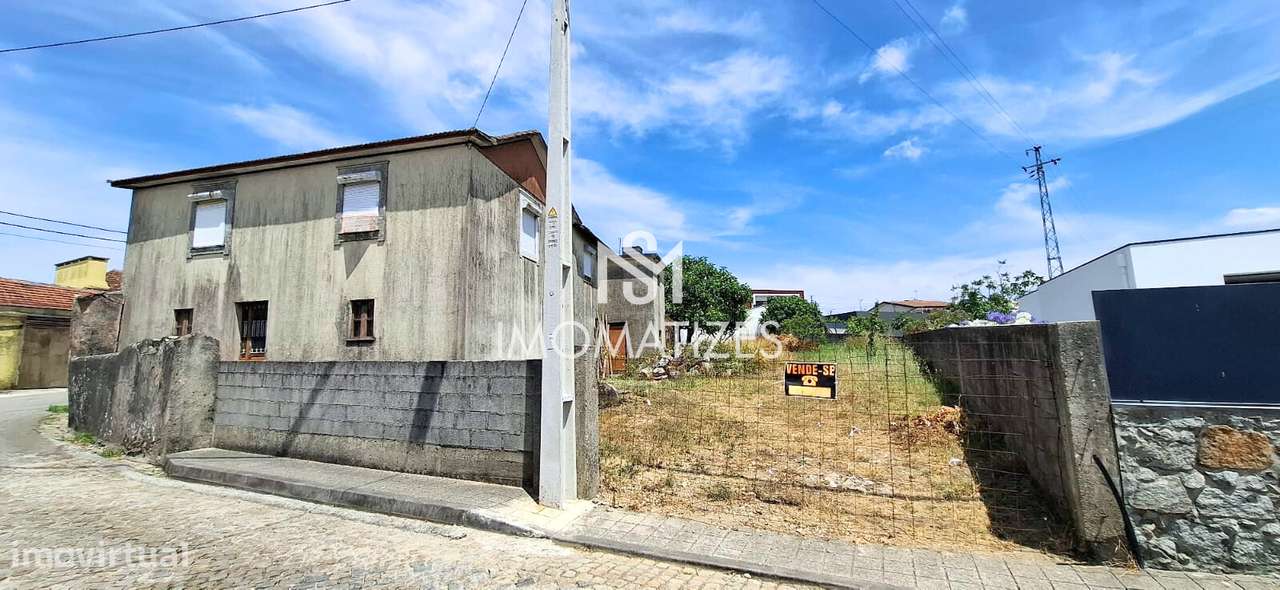 Moradia T3 isolada para reabilitação total - São Romão do Coronado-4