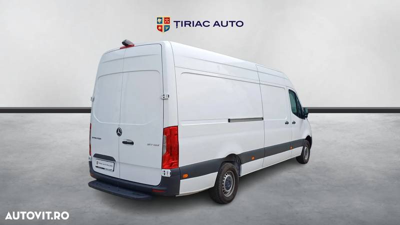 Mercedes-Benz Sprinter - 5