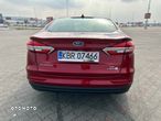 Ford Fusion - 7