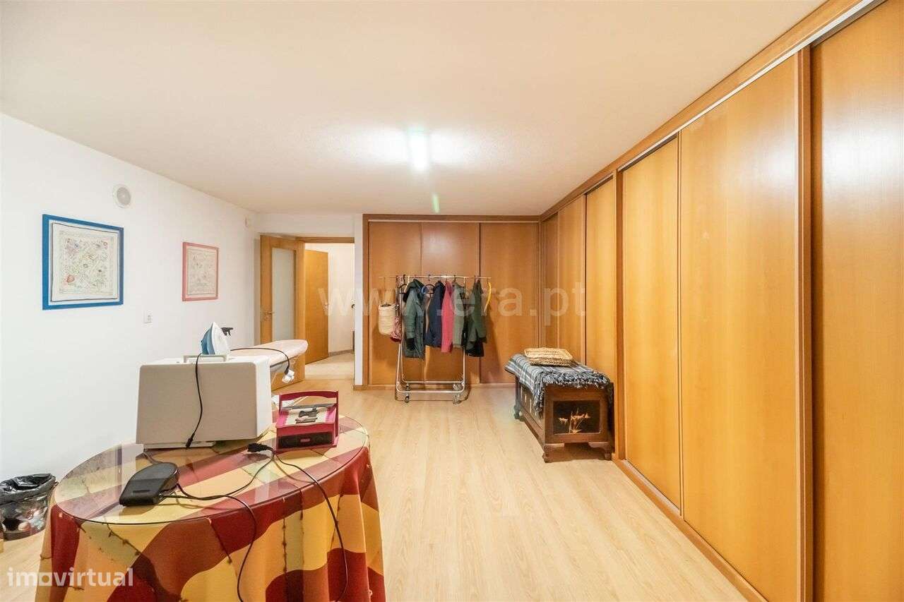 Moradia em Banda T4 / Fundão, Fundão-16