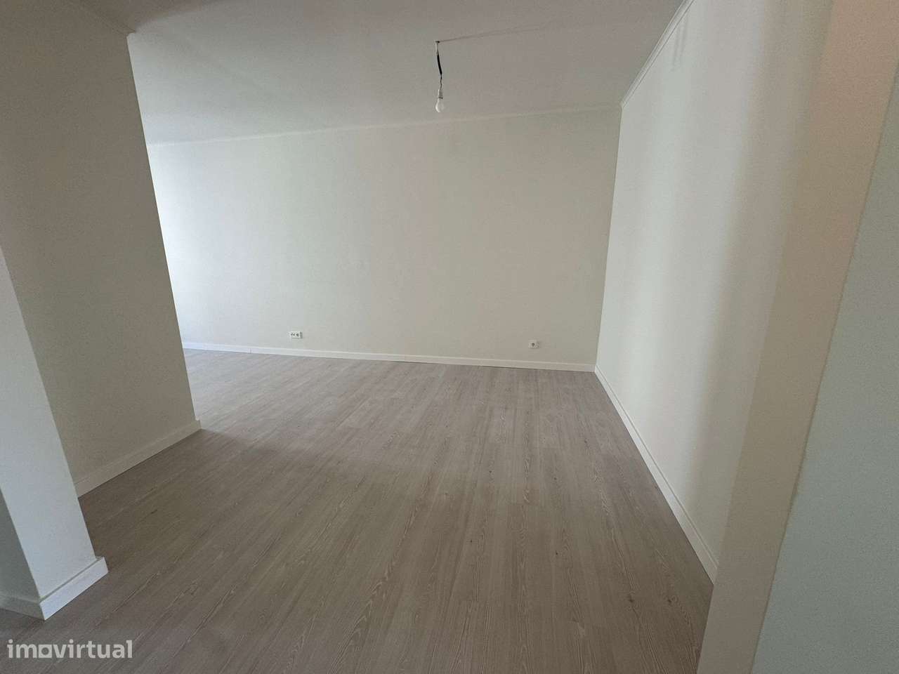APARTAMENTO A ESTREAR NA PENHA DE FRANÇA-7