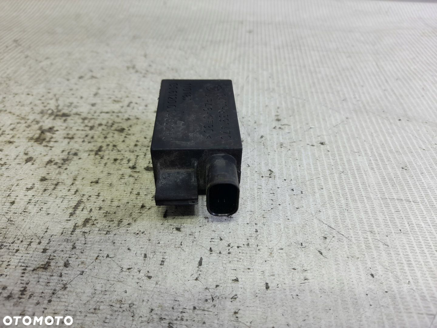 BMW E39 CZUJNIK MODUŁ POWIETRZA AUC 64118391470 - 3