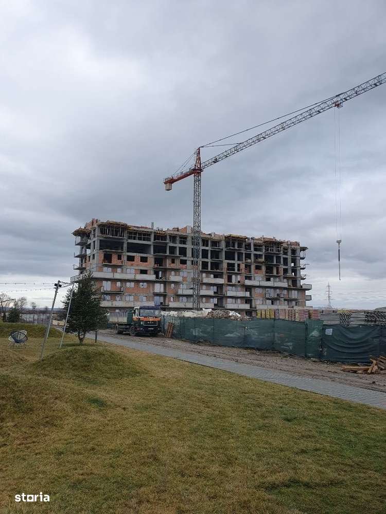 2 camere, 52 mp + 8 mp balcon, bloc in executie, aprilie 2027-12
