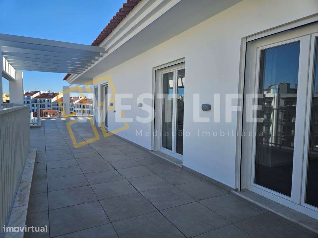 Penthouse T3 com 3 suítes e terraço com magnifica VISTA MAR - Ericeira-28
