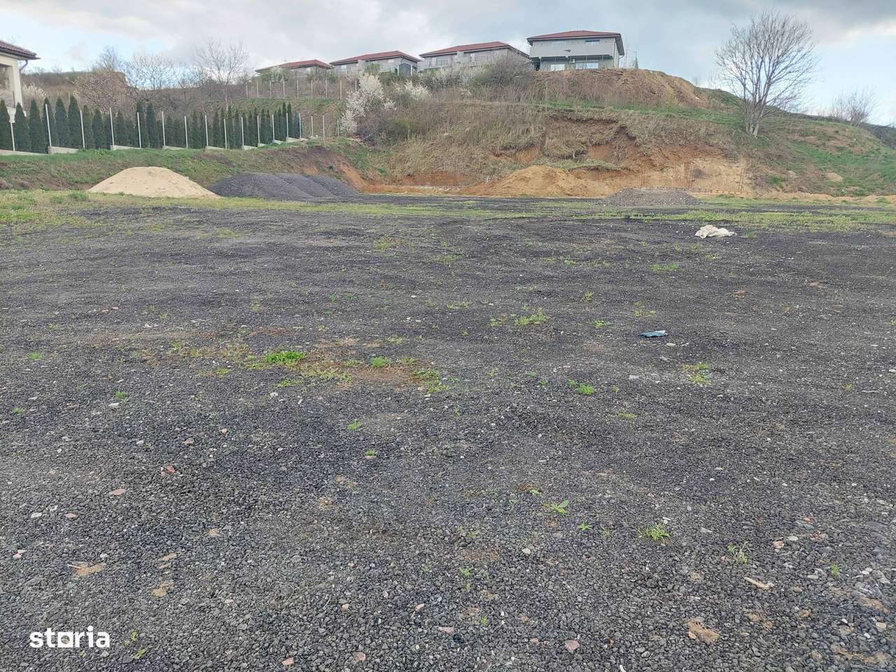 Teren 4.ooo mp - PARCARE la Sura Mare - Imagine principală: 4/4