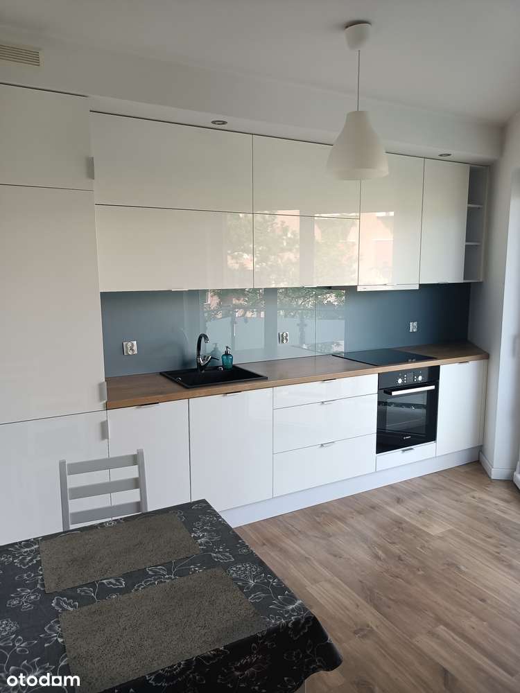 Sprzedam 2 pokojowe ul Krzycka-3