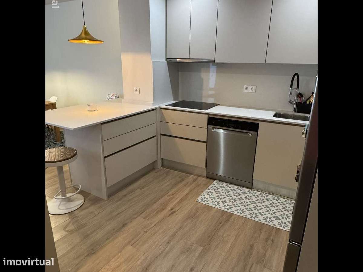 Moradia térrea T2+1 - VENDIDA - Grande imagem: 2/19