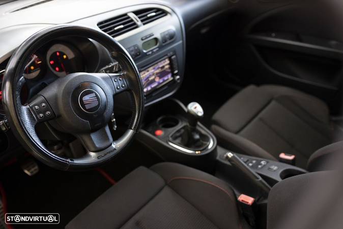 SEAT Leon 2.0 T FSI Cupra - 2