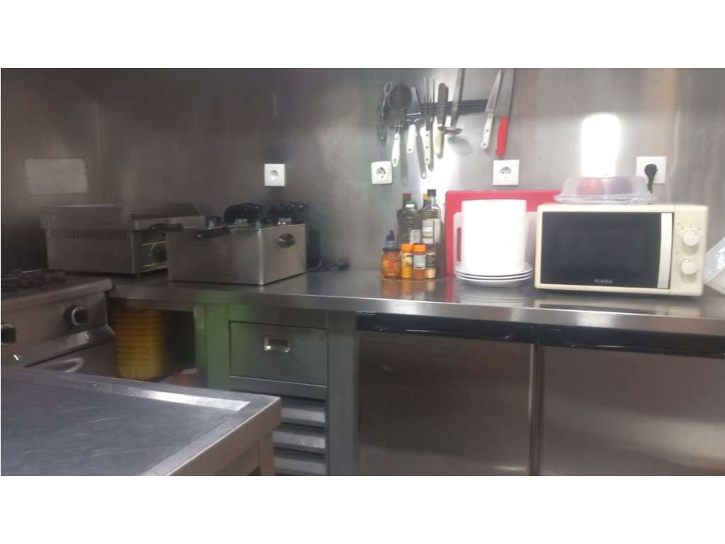 RESTAURANTE / SNACK BAR À VENDA - Localização Premium na Baixa de L... - Grande imagem: 5/9