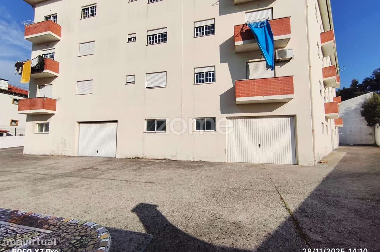 T2 renovado em Avelãs de Caminho - Grande imagem: 4/15