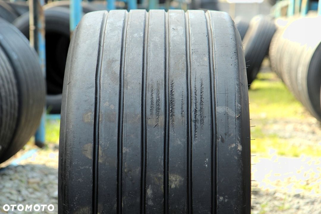 445/45R19,5 Pirelli ST01 U354 - 1