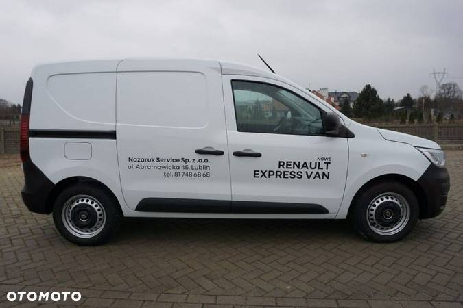 Renault Express - 4