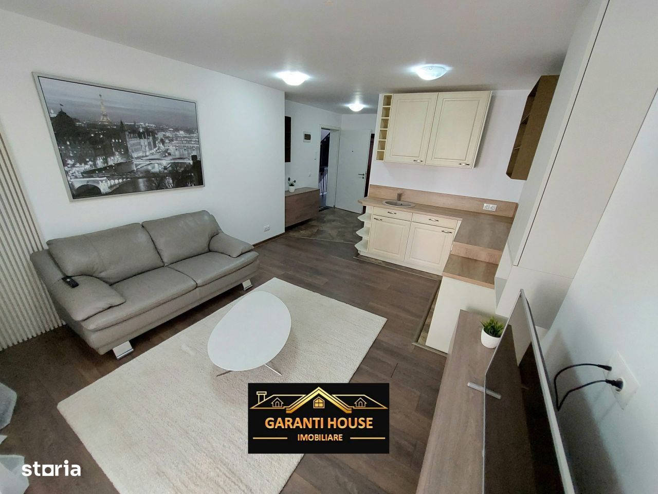 Parc Municipal, apartament cu 2 camere + terasa, mobilat, 390€/Luna