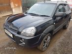 Dezmembrez Hyundai Tucson 2.0 BENZINA 2.0 Diesel, 2.0 D - 1