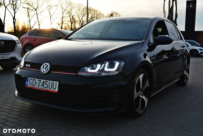 Volkswagen Golf GTI BlueMotion Technology DSG - 11