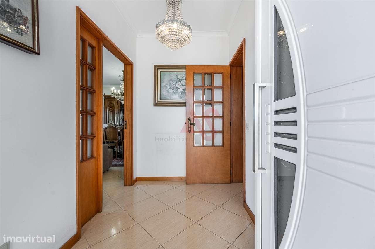 Moradia T5 com Vista Deslumbrante sobre a Cidade de Vizela-27