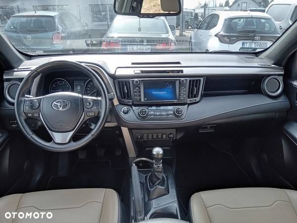 Toyota RAV4 - 21