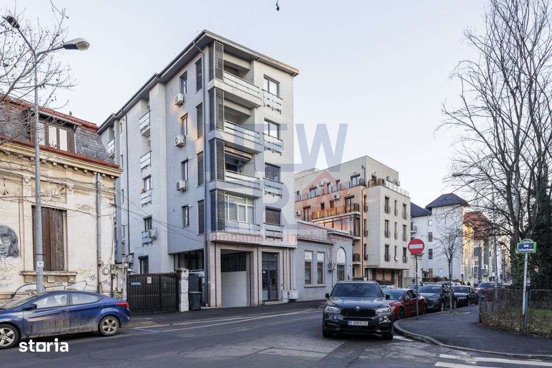 De vanzare apartament tip DUPLEX strada Polona imobil nou-garaj-boxa