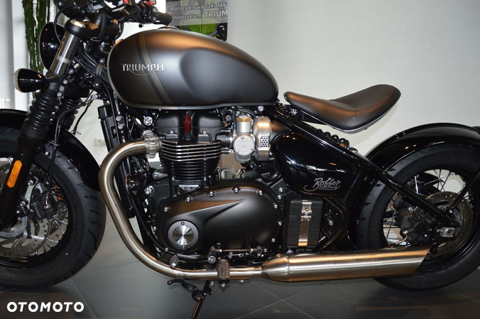 Triumph Bonneville - 13