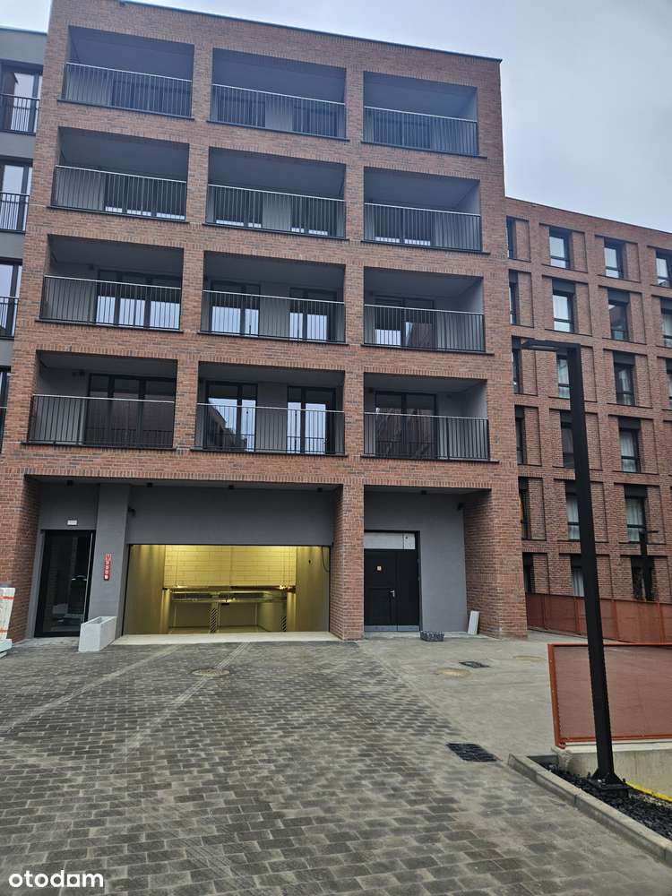 Miesjce postojowe XL w garażu podziemnym Osiedle Wita - Pełny obrazek: 4/7