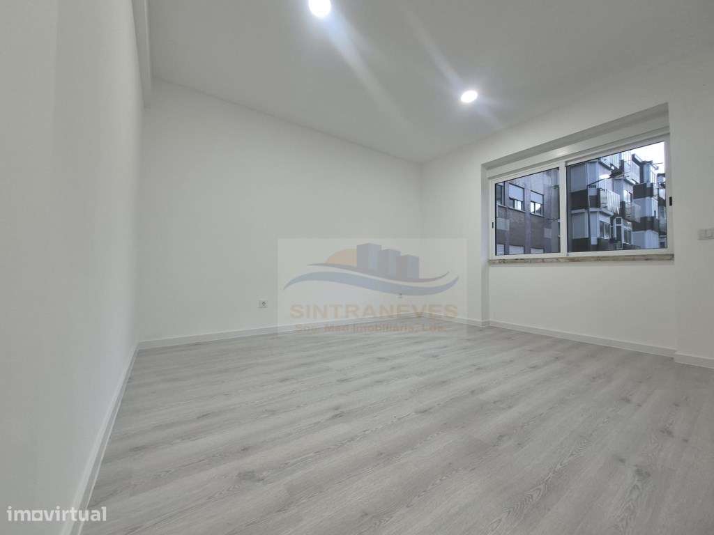 Apto T2 em RC Muito Alto, Todo Remodelado, 2 WC com suíte, Cozinha ... - Grande imagem: 4/12