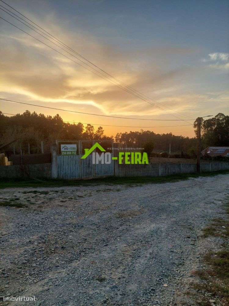 Terreno em Santa Maria da Feira-8
