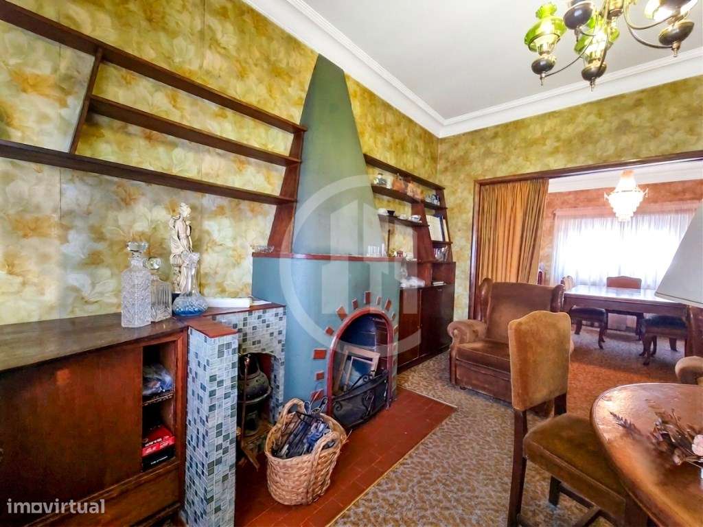 Moradia T4 nos Penedos Altos, Covilhã-7