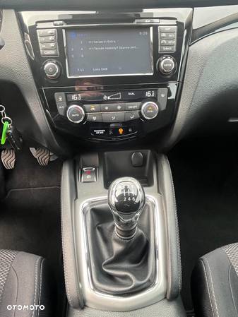 Nissan Qashqai 1.6 DCi N-Connecta EU6 - 9