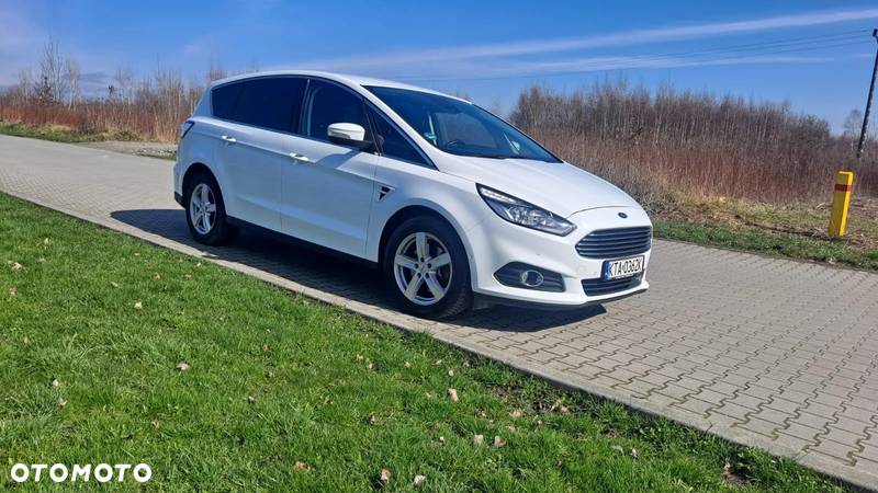 Ford S-Max - 19