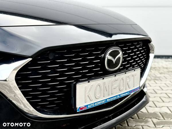 Mazda 3 FASTBACK SKYACTIV-X 2.0 M-Hybrid SELECTION - 4