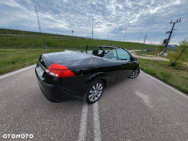 Ford Focus Coupe-Cabriolet 2.0 TDCi DPF Black Magic - 25