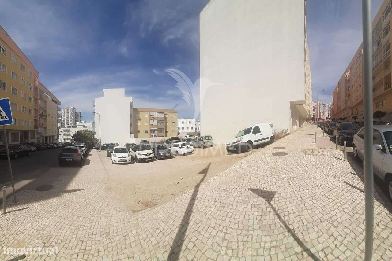 Terreno em Zona Central de Setúbal, para construção de Edifício de... - Grande imagem: 5/13
