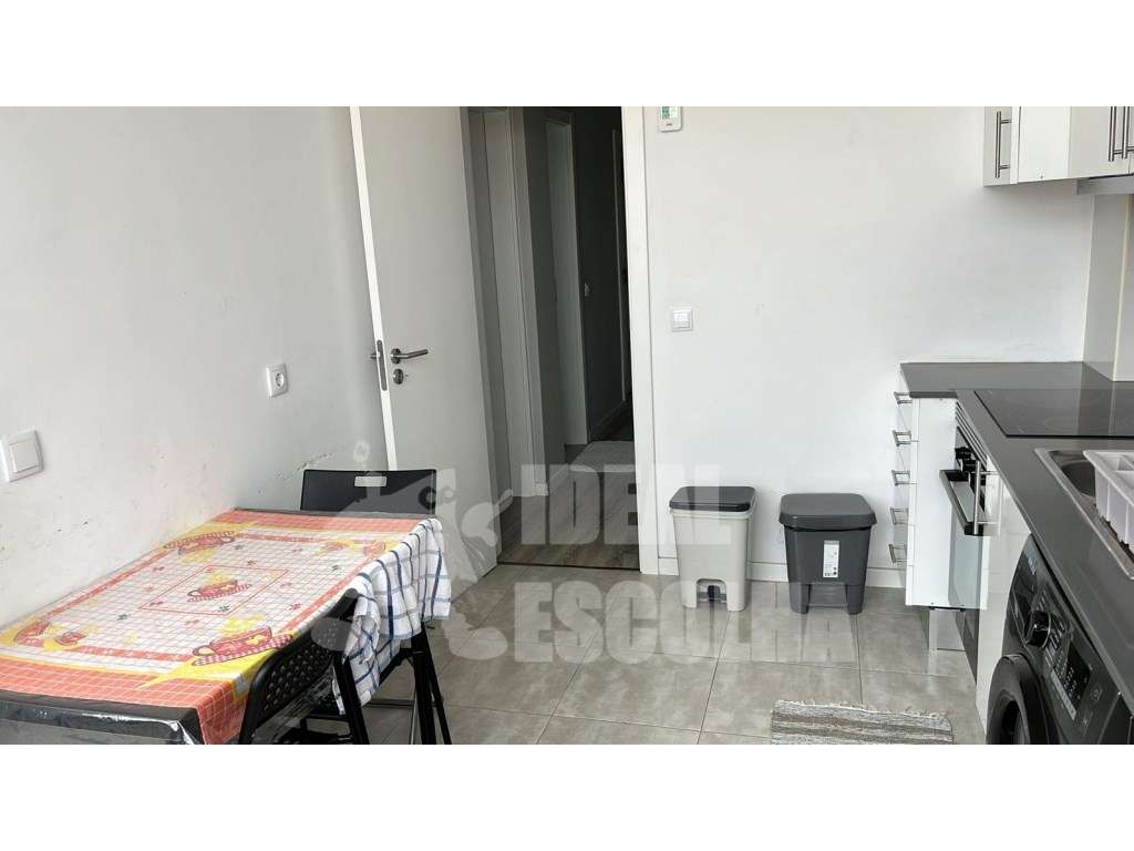 T2 PAIVAS MOBILADA 1,200.00€ - Grande imagem: 2/16