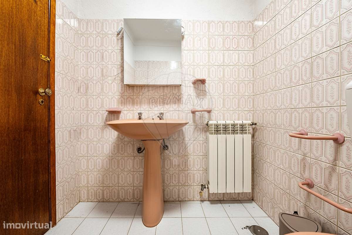 Moradia T5 para venda-12