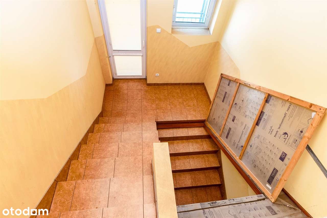 Dom w centrum miejscowości-19