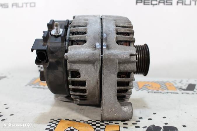 Alternador Bmw 1 (E87)  7802261 Ai06 / 2543461E / Fg18s019 / 7802261Ai - 2