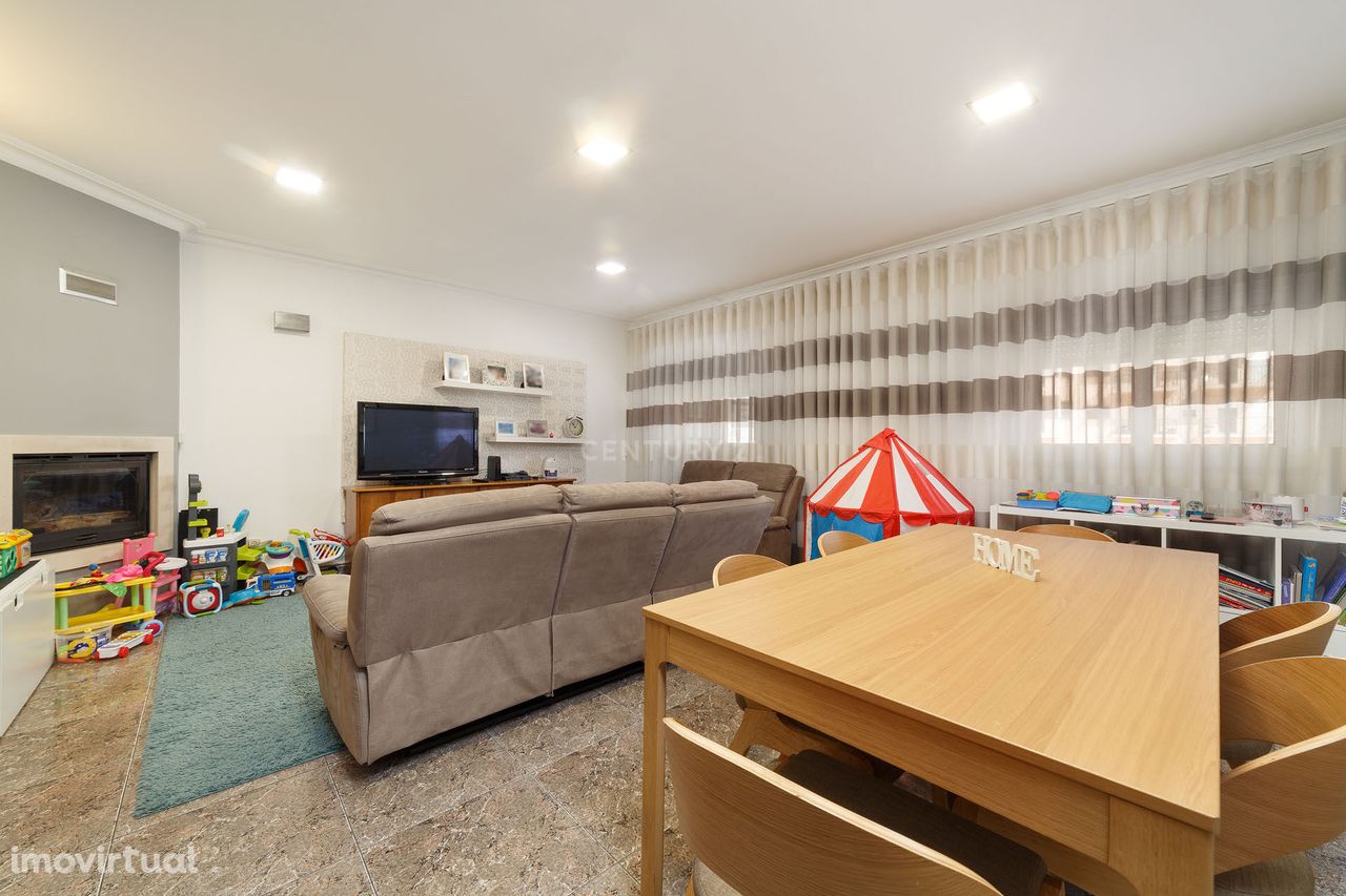 Apartamento T3+1 || Pombal