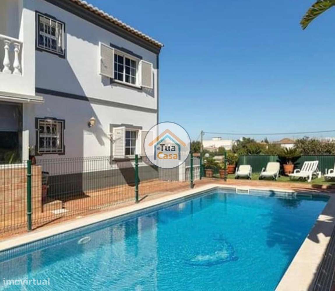 Moradia T4 Próxima do Centro de Faro com Vista para a Ria Formosa - Grande imagem: 2/44