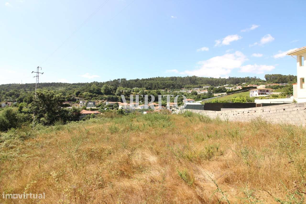 Lote de terreno com oitocentos m2 em Calvos, Guimarães - Grande imagem: 5/8