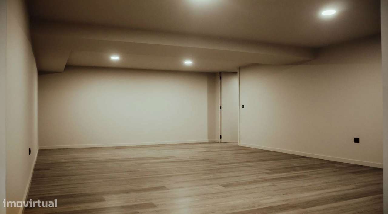 Moradias T3+1 Exclusivas – Inovação, Conforto e Design Moderno-17