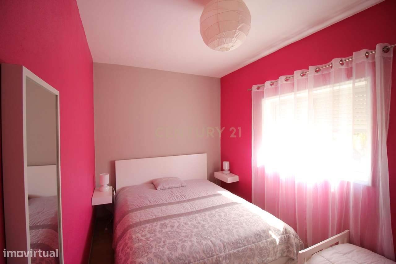 Moradia Bi-familiar em Lagares, Penafiel - Oportunidade Única!-10