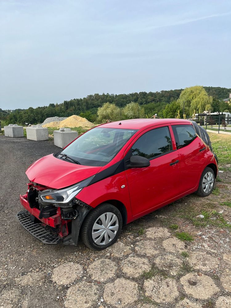 Toyota Aygo II (2014-) x 2019