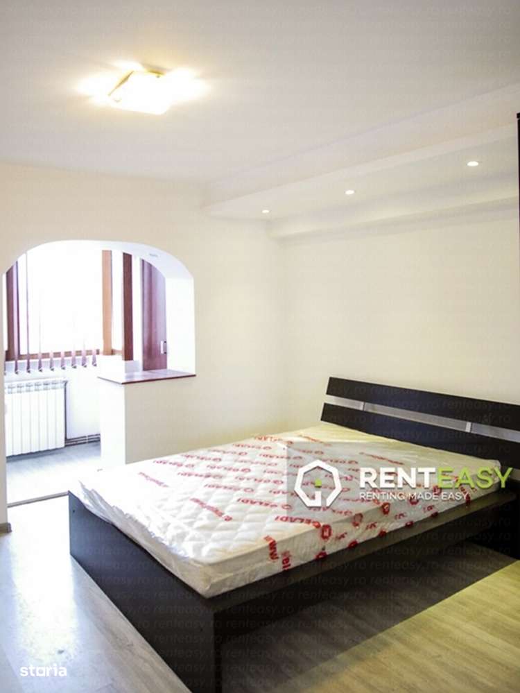 Apartament cu 3 camere Bulevardul Independentei - Imagine principală: 3/8