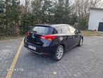 Toyota Auris 2.0 D-4D Premium - 11