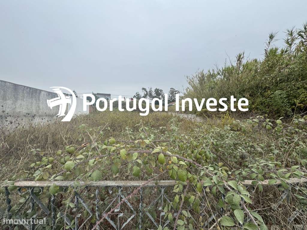 Terreno de 371 m2 para construção na Sobreda, Almada - Grande imagem: 4/8