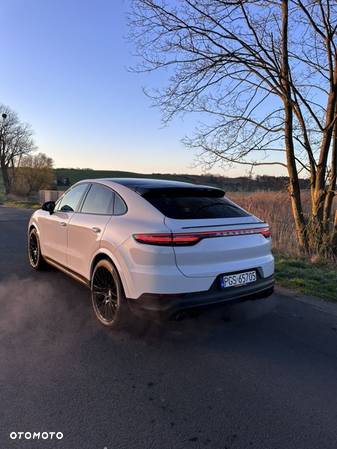 Porsche Cayenne - 18