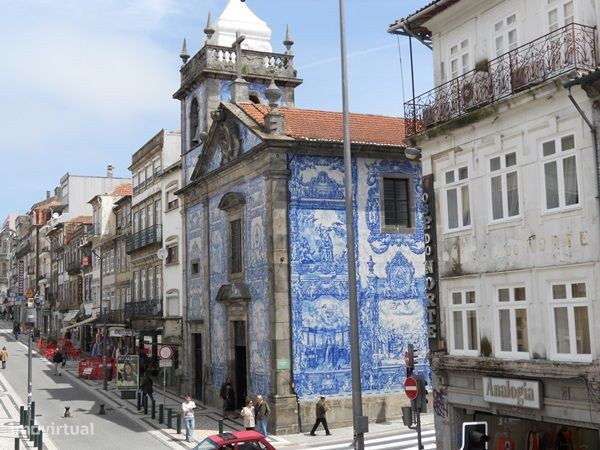 Terreno Porto Rua Santa Catarina com Projecto Aprovado Metro Trindade