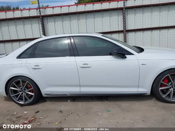 Audi A4 2.0 TFSI Quattro S tronic - 4