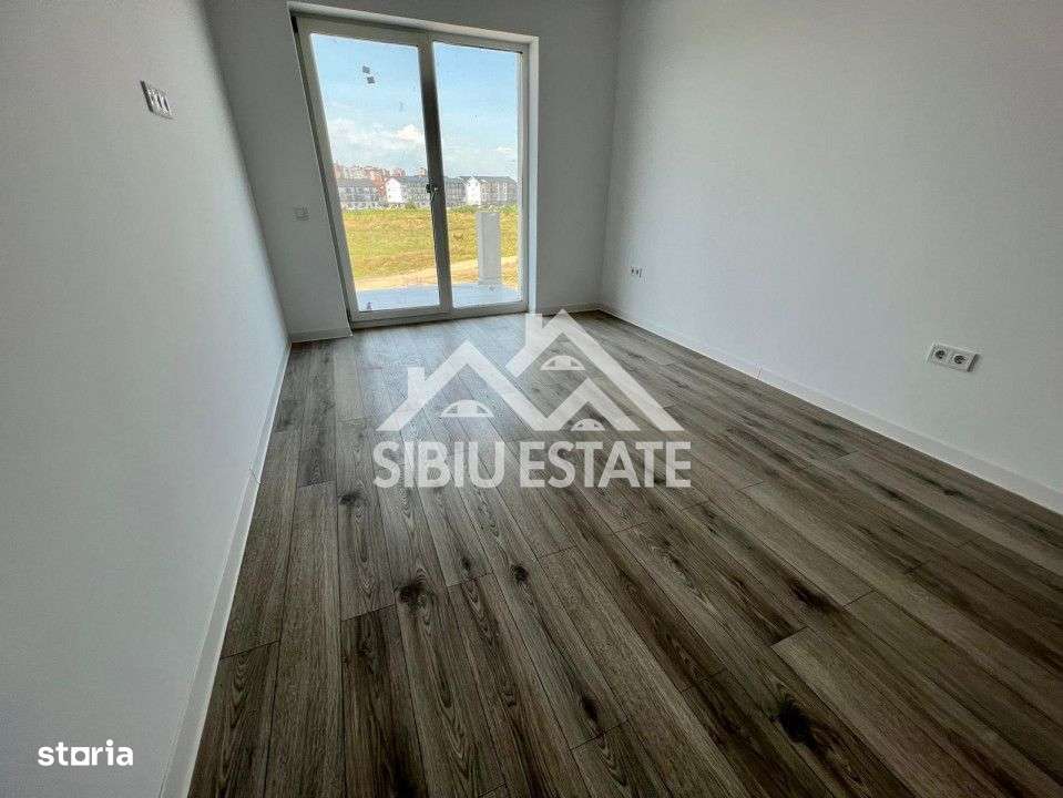 Apartament 2 camere 54 mp, balcon 8 mp si propria GRADINA de 36 mp - Imagine principală: 5/10