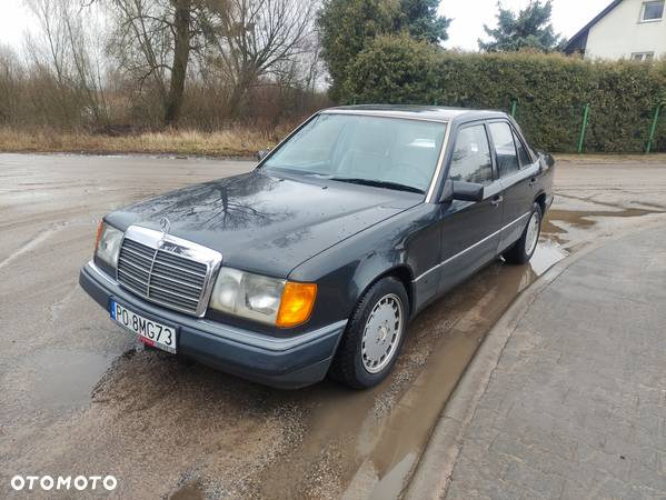 Mercedes-Benz W124 (1984-1993) - 2